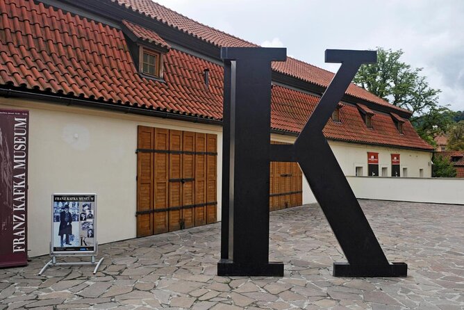 Prague Photo Walk Tour (Family, Couple, Solo) - Key points to know before you book
