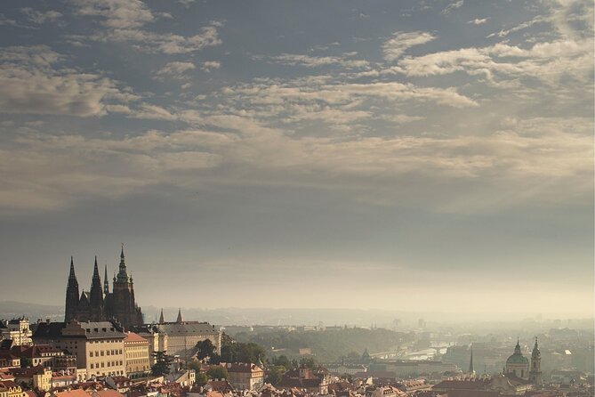 Prague Photoshoot for Couples, Betrothed, Family & Friends - Why this Prague photoshoot works