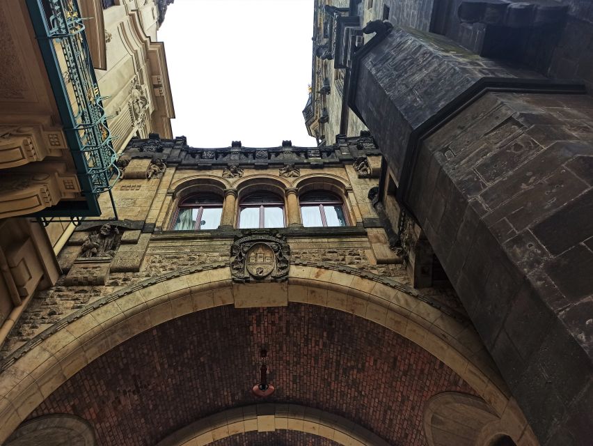 Prague: Powder Gate Tower Entrance Ticket - Entering through a royal gateway