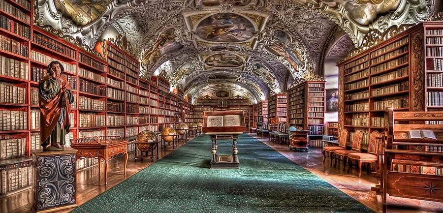 Prague: Private 2 & 4-Hour City Tours with Local Guide - Two hours or four hours?