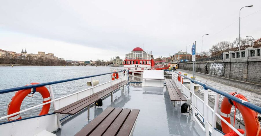 Prague: Private Beer Boat Cruise with Unlimited Beer - Unlimited Czech Beer With Prague As The Backdrop