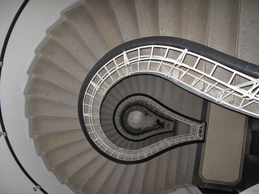 Prague: Private Cubism & Art Nouveau Walking Tour - Practical details that affect your day