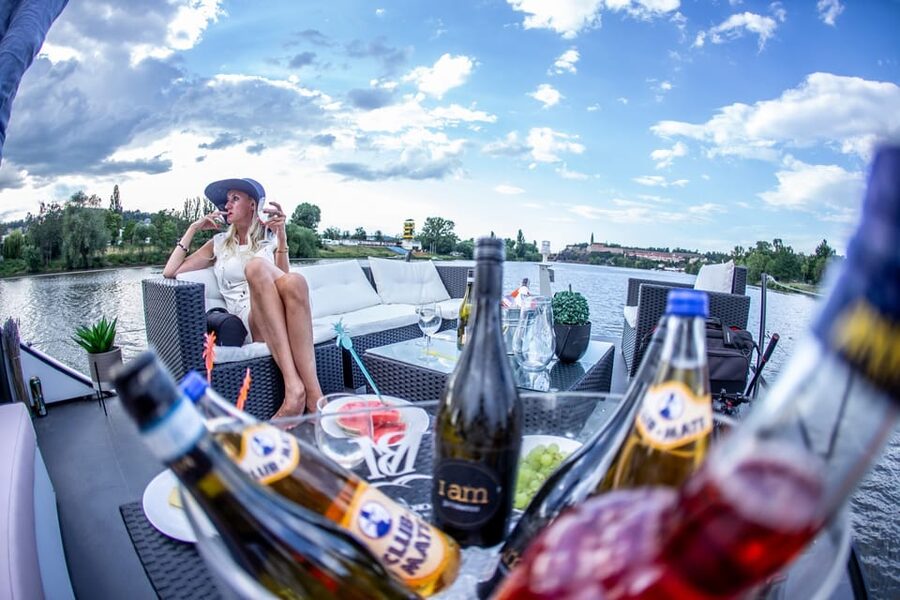 Prague: Private River Cruise with Unlimited Beer or Prosecco - The green route and possible swimming stop