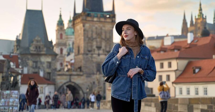 Prague: Professional Photoshoot at Charles Bridge - Key points at a glance