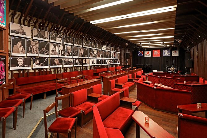 Prague Reduta Jazz Club with Concert Ticket - Sets, breaks, and the two-hour schedule