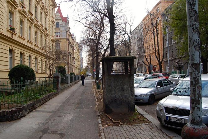 Prague's Immemorial Water Tunnel: A Self-Guided Audio Tour - Starting beside the Vltava at Čechův most