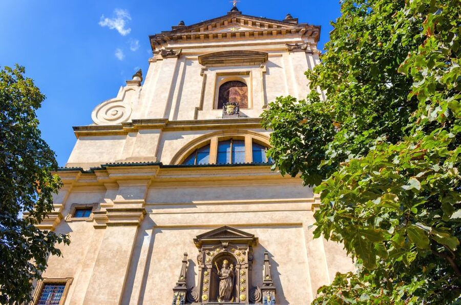 Prague’s Top-ranked Churches Private Walking Tour - Entering St Nicholas Church on the three-hour route