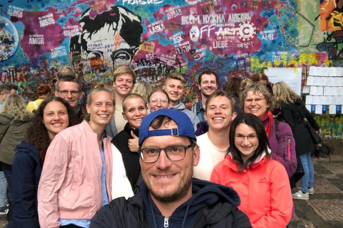 Prague’s TOP Sights - Old Town, Jewish Quarter, Charles Bridge (Tip-based tour) - Starting at the Powder Gate and Obecní Dum