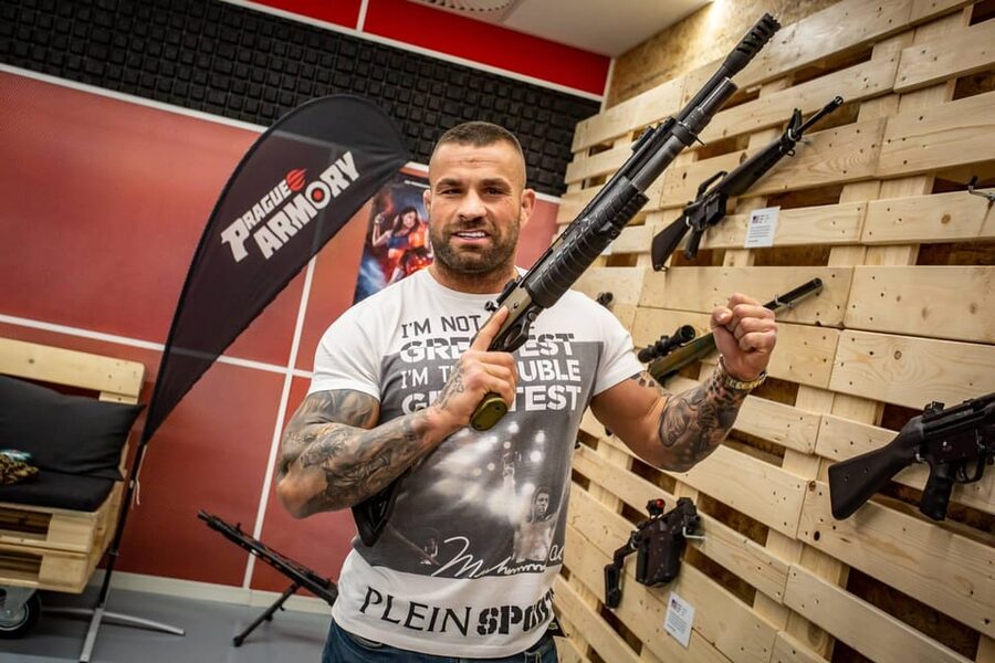 Prague: Shooting Range Experience - Key points at a glance