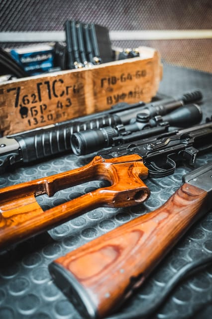Prague: Shooting Range Experience - Guides who make the experience work