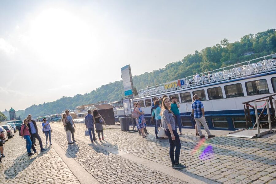 Prague: Sightseeing Boat Cruise with Buffet Dinner - The Giant Metronome and Mánesův most