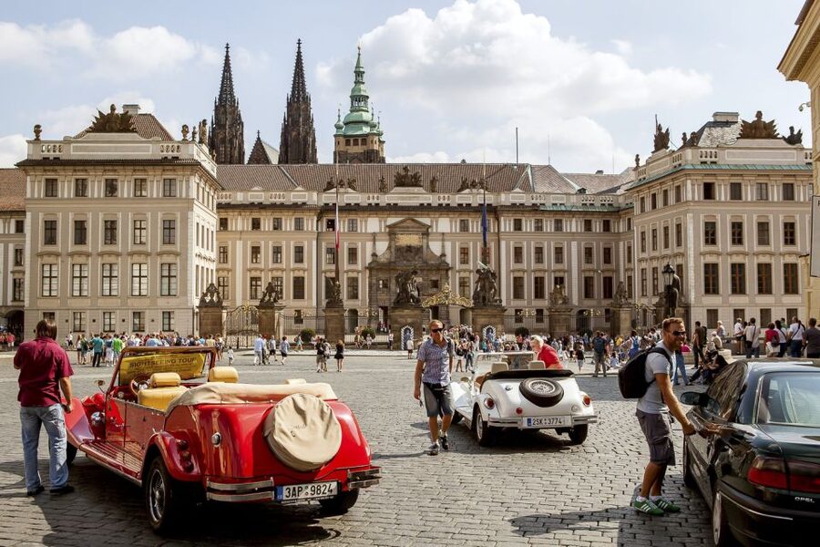 Prague: Skip-the-line Castle Ticket and Optional AudioGuide - St. George’s Basilica brings a quieter mood