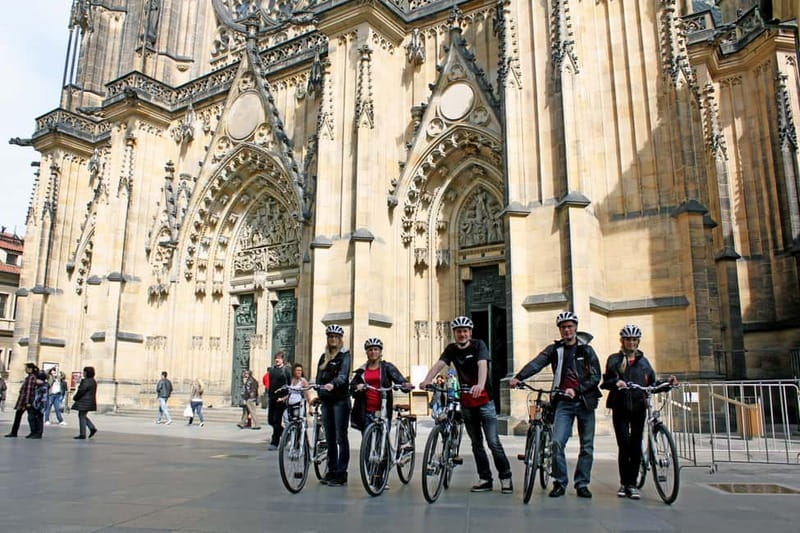 Prague: Small Group or Private Bike City Tour - Key things to know before you book