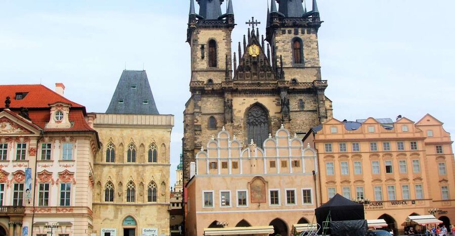 Prague: Tailored Sightseeing Tour in French - Smart ways to prepare