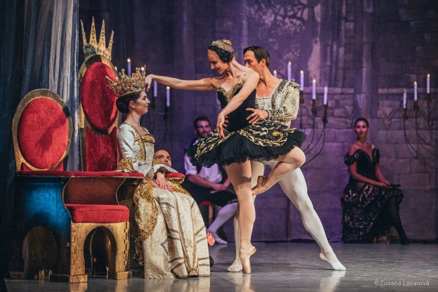 Prague: The Best of Swan Lake Ballet Tickets - Tchaikovsky’s music carries the evening