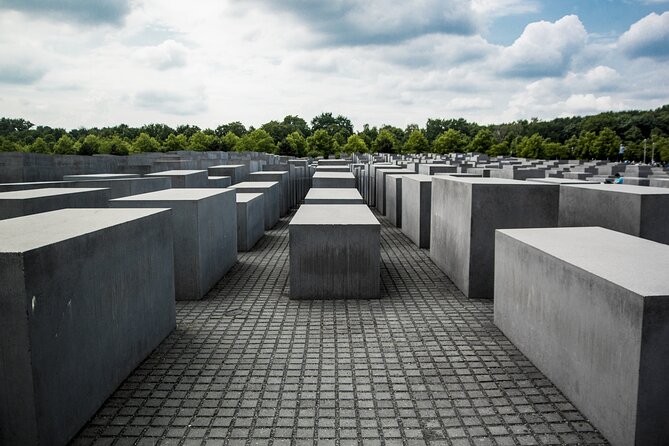 Prague to Berlin Private Transfer with Optional Sightseeing - Timing, pickup, and practical details