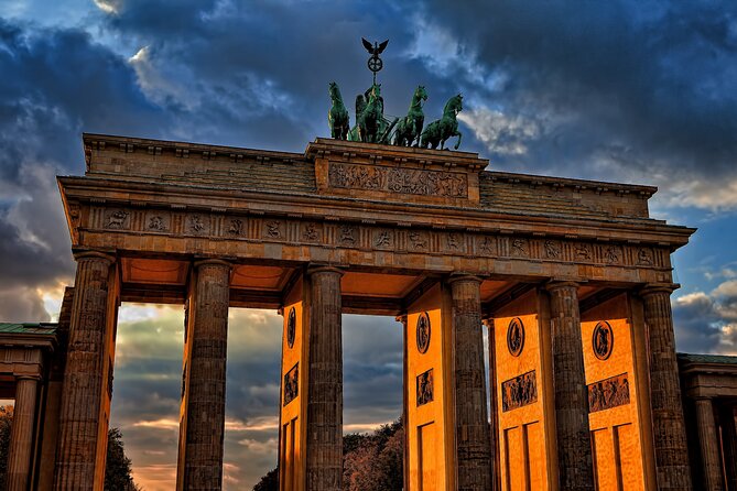 Prague to Berlin Private Transfer with Optional Sightseeing - Choosing a sightseeing stop on the way
