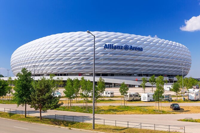 Prague to Munich Private Transfer with 2 hours sightseeing - Should you book it?