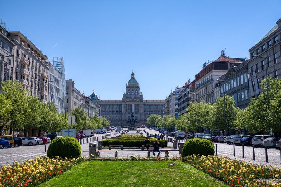 Prague Tour in Spanish - Who should book this Prague walk?