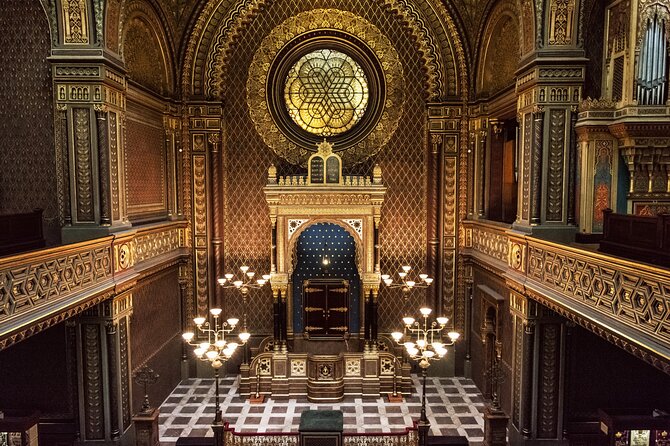 Prague Tour of Pinkas, Klausen, Maze and Spanish Synagogues - Key points at a glance
