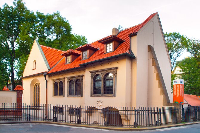 Prague Tour of Pinkas, Klausen, Maze and Spanish Synagogues - What the four-hour schedule really means