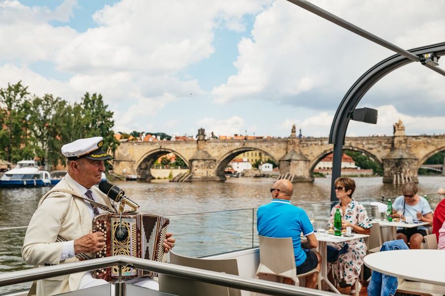 Prague: Vltava River Lunch Cruise in an Open-Top Glass Boat - Who should book this Prague lunch cruise?
