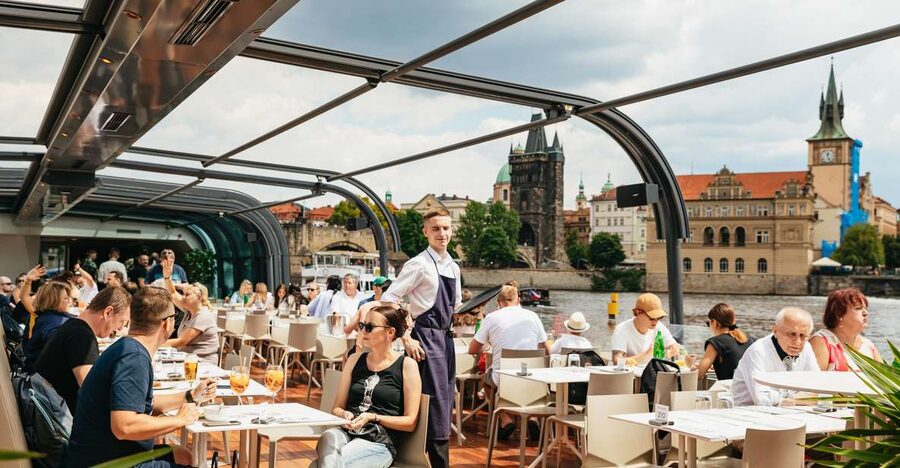 Prague: Vltava River Lunch Cruise in an Open-Top Glass Boat - Is two hours enough for the Vltava?
