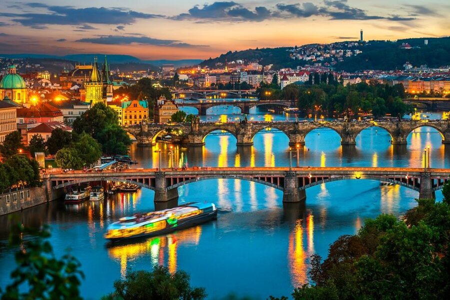 Prague: Vltava River Night Cruise with Buffet - A boat made for dinner and city views