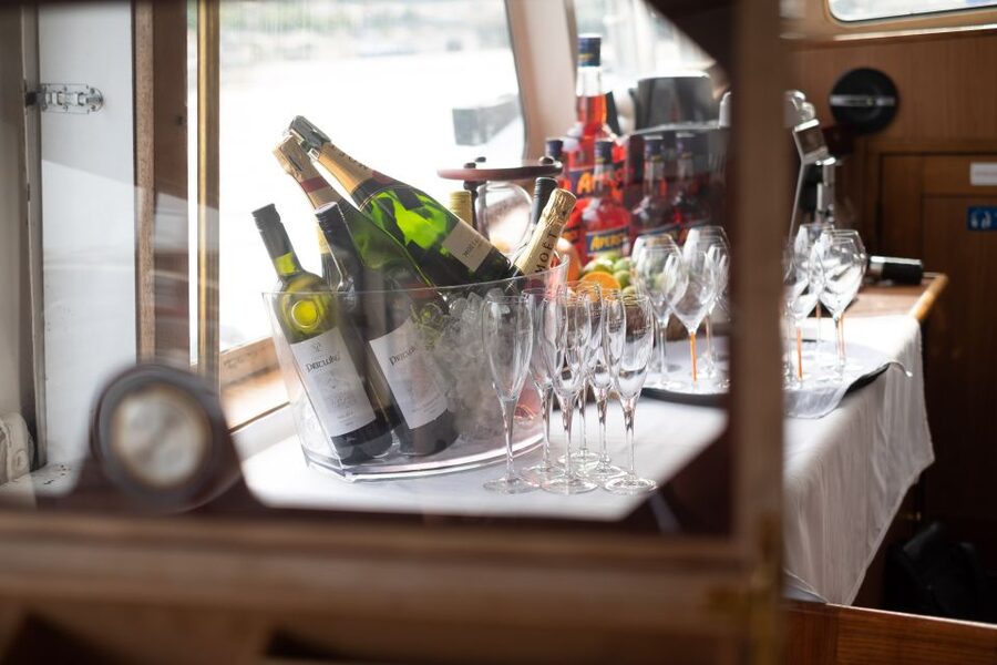 Prague: Vltava River Private Boat Party with Drinks - Drinks, service, and the party atmosphere