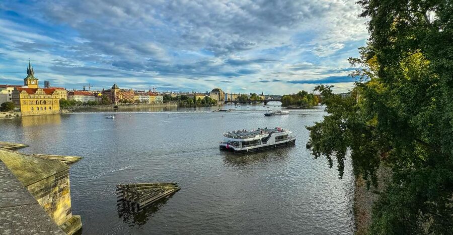 Prague: Vltava River Sightseeing Cruise - What This Prague Boat Ride Is Really Like