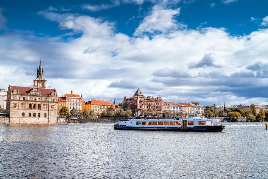 Prague: Vltava River Sightseeing Cruise - Vyšehrad Rock Castle and the Longer View