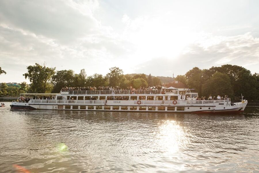 Prague: Vltava River Sightseeing Cruise - Passing Through the Smíchov Water Lock