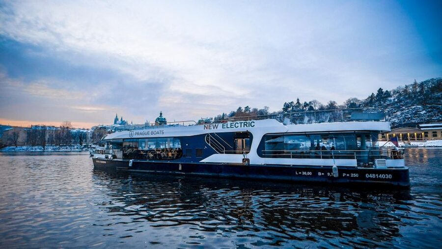 Prague: Vltava River Sightseeing Cruise - Boarding at Pier 3A