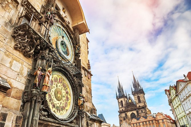 Prague Walking Tour 2,5h (Old Town, Jewish Quarter and Charles bridge) - Starting at Na Příkopě and Wenceslas Square
