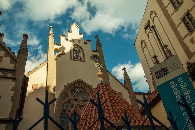 Prague Walking Tour in German: Old Town and Prague Castle - Why this German tour makes sense in Prague