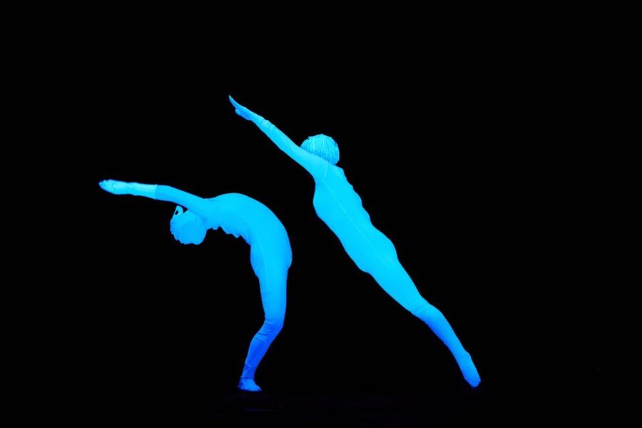 Prague: WOW Show Black Light Theater - Why the show works across languages