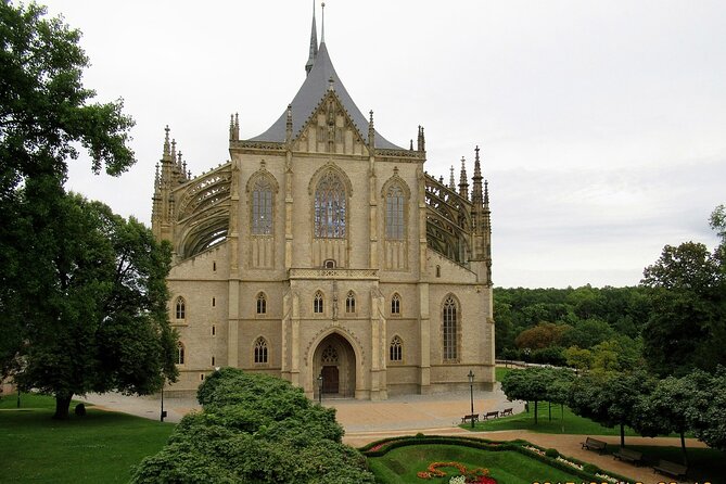 Private Castles and Brewery Day Trip From Prague To Kutna Hora - What the $284.97 price really covers