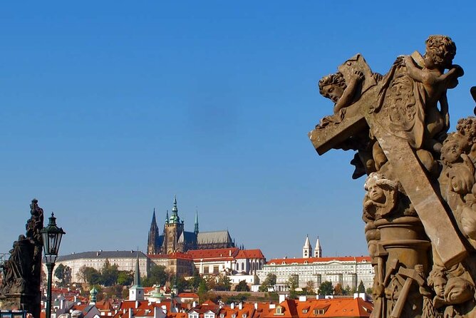 Private Custom Tour: Half-Day Tour of Prague Castle and Old Town - St. Vitus Cathedral and nearly a thousand years of building
