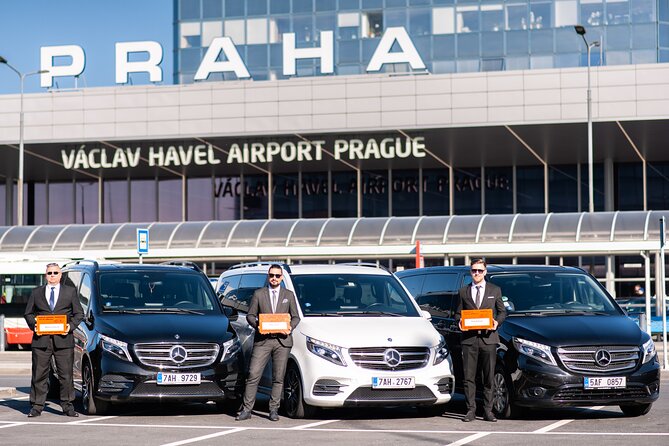 Private Departure Transfer: Prague Airport - What the 30-minute ride is really like