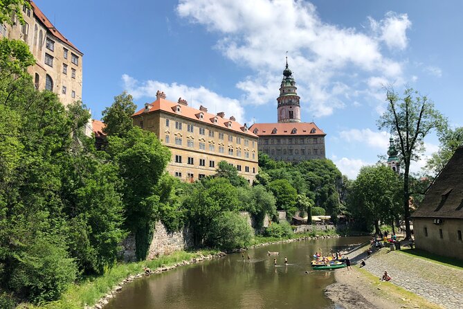 Private Driver from Prague to Vienna with a Stop in Cesky Krumlov - A realistic look at the six to seven hours