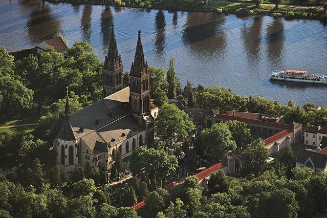 Private Half-Day Sightseeing Tour in Prague - Vehicles, group size, and comfort
