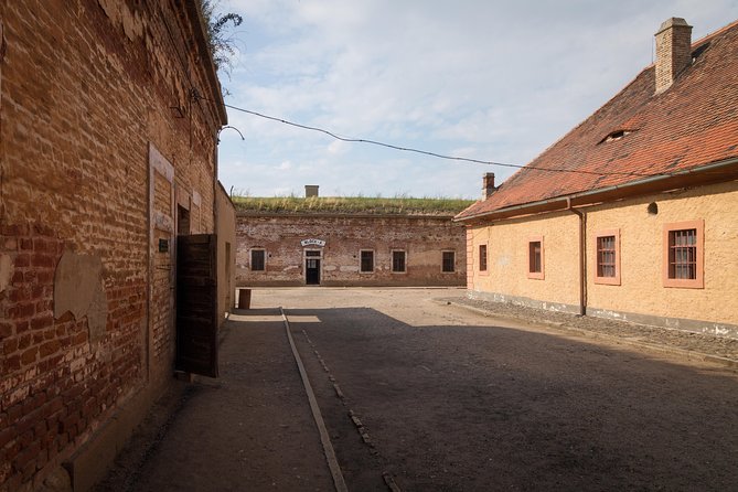 Private Half-Day Tour From Prague To Terezín Concentration Camp - The Big Fortress and the wartime ghetto
