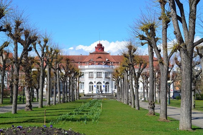 Private Karlovy Vary trip from Prague with glassworks All-Incl. - Five colonnades and fifteen healing springs