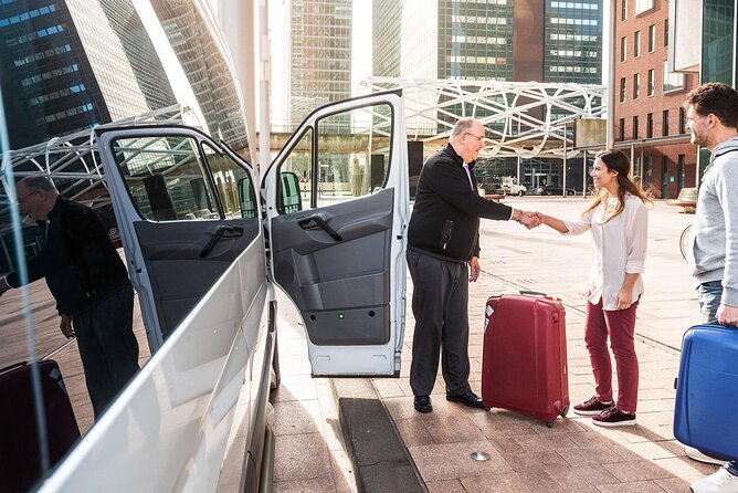 Private one way transfer from Cesky Krumlov to Linz - Who Should Book This Ride?