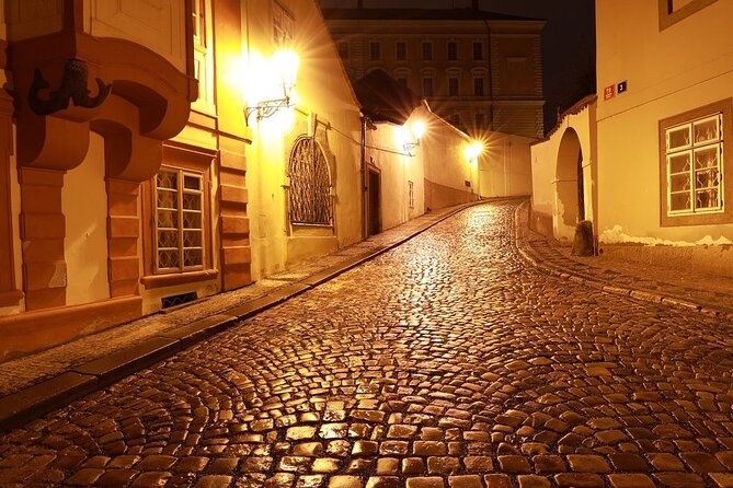 Private Photography Tour of Prague by Night - The local guide makes the difference