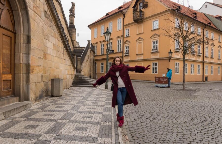 Private photoshoot in Prague - Old Town for the first photo stop