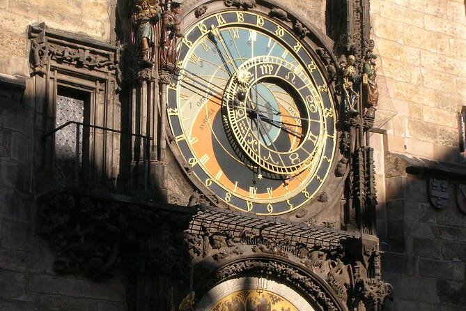 Private Prague City Highlights Tour with a Stop at a Czech Cafe - Lesser Town and a Baroque church