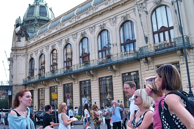 Private Prague Introduction Walking Tour - Kafka’s moving head and a modern finish
