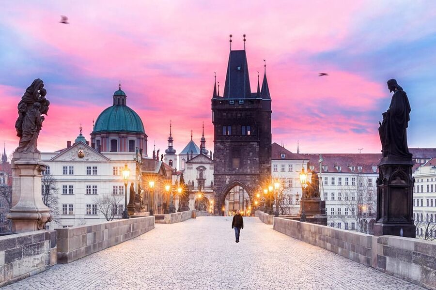Private Prague walking tour 3,5h - Prague Castle and its three courtyards