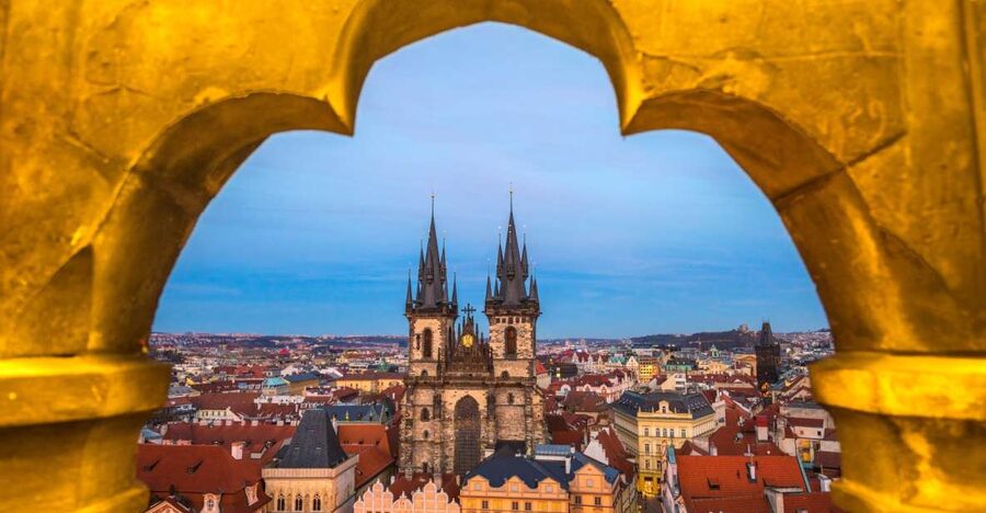 Private Tour of Prague Old Town with Zizkov TV Tower - The Jerusalem Synagogue and a short look at New Town